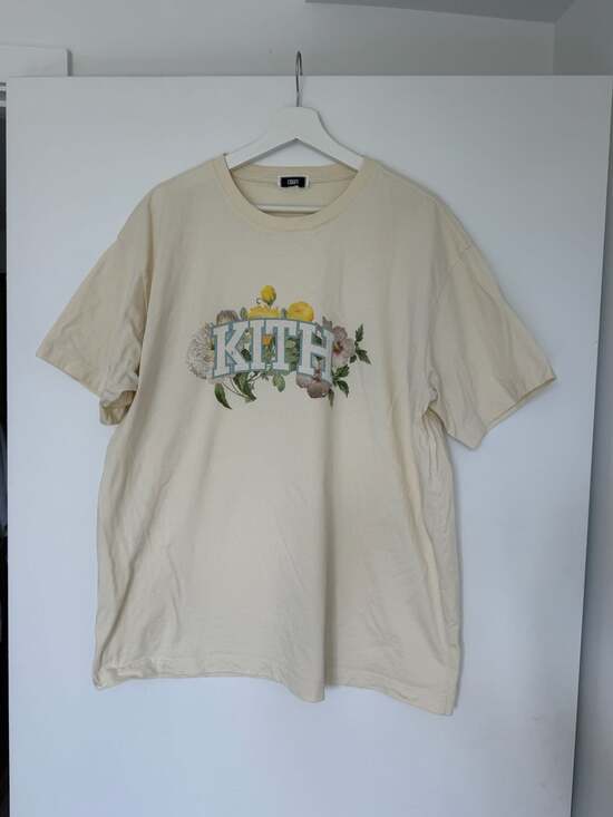Kith Other - Kith Floral Logo Graphic T-Shirt Cream Size XL